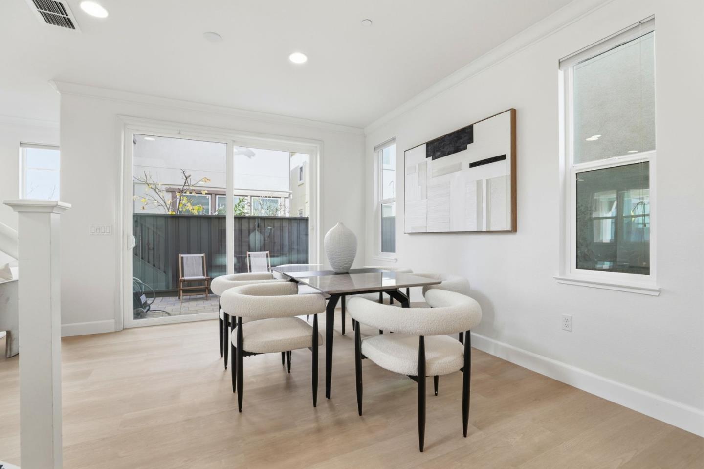 Detail Gallery Image 17 of 70 For 6060 Charlotte Dr, San Jose,  CA 95123 - 3 Beds | 2/1 Baths