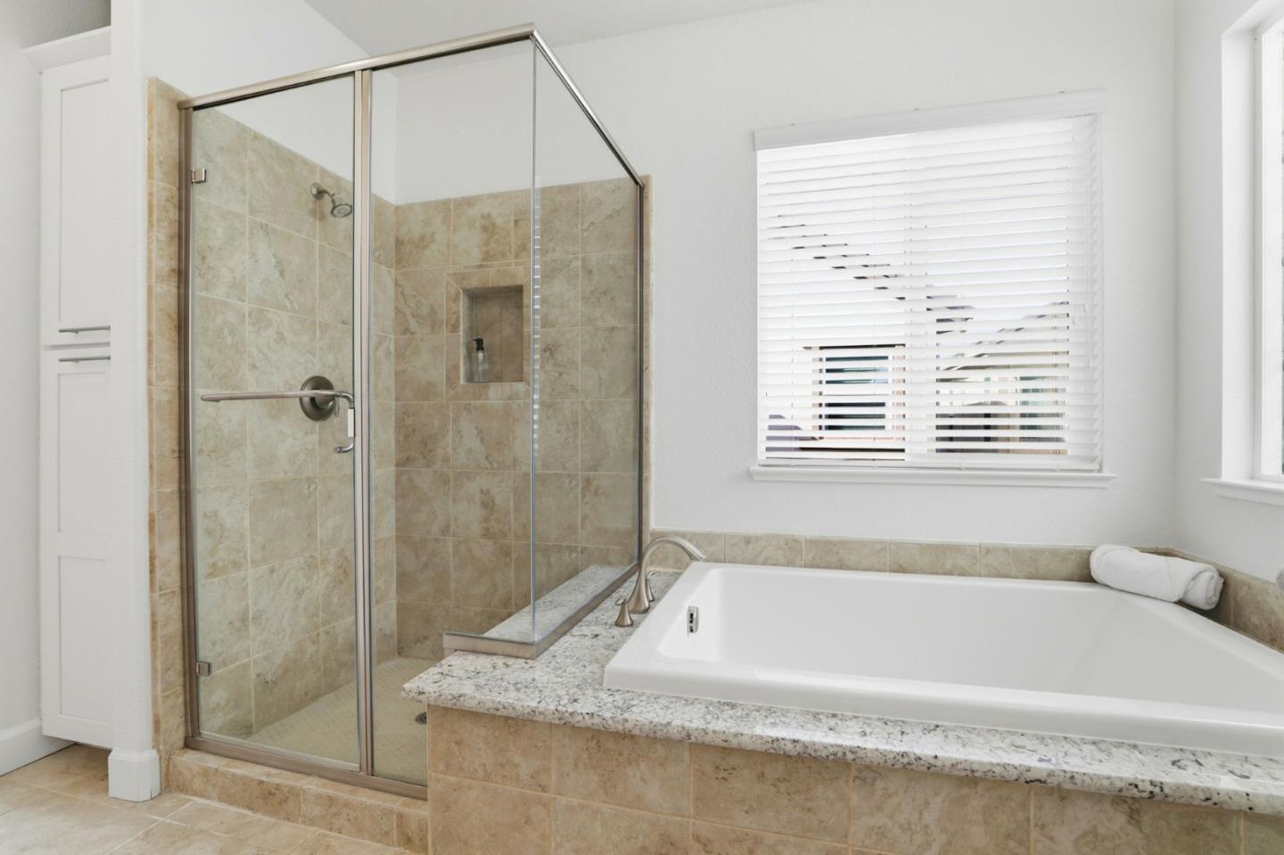 Detail Gallery Image 31 of 70 For 6060 Charlotte Dr, San Jose,  CA 95123 - 3 Beds | 2/1 Baths