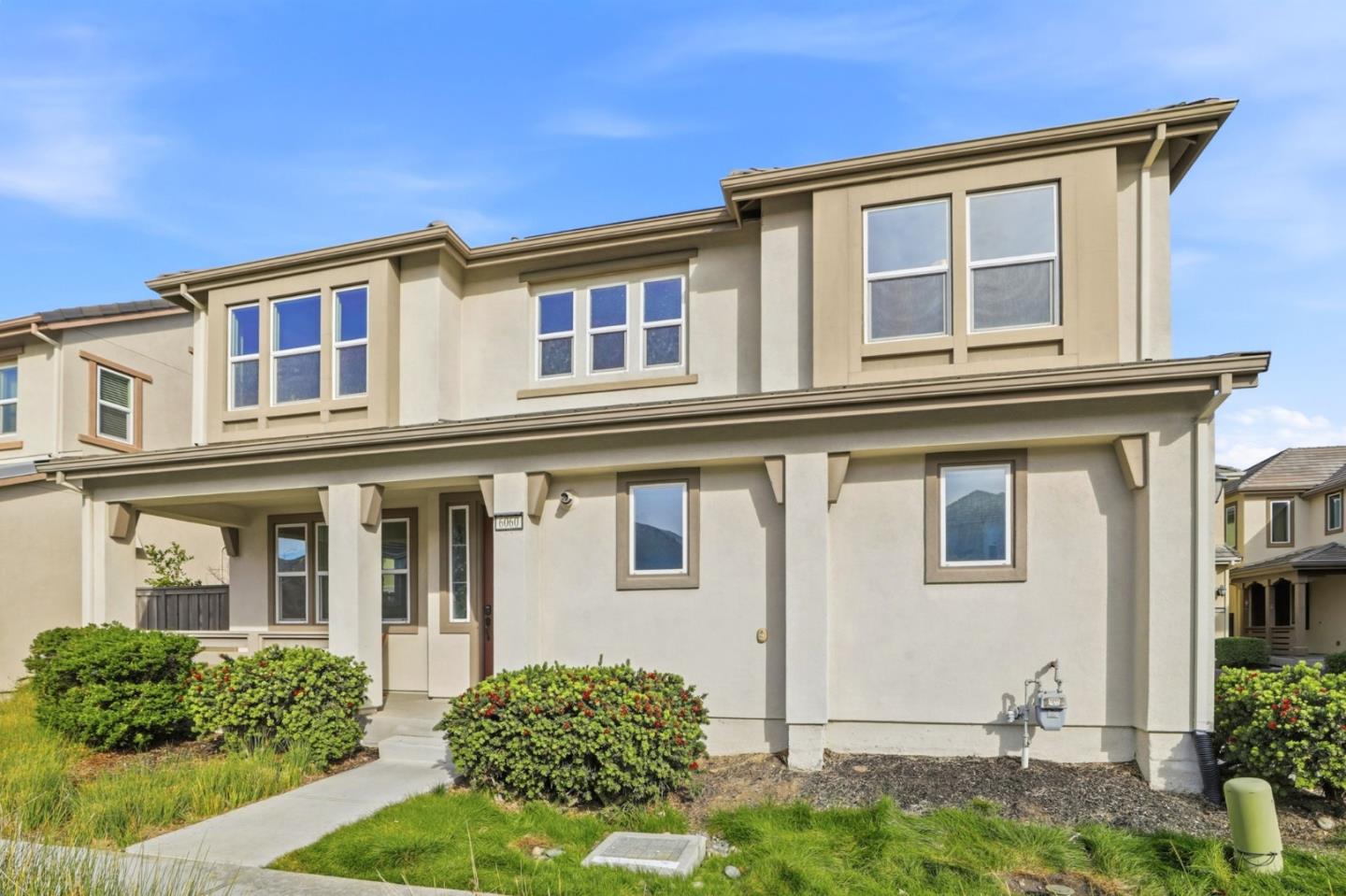 Detail Gallery Image 5 of 70 For 6060 Charlotte Dr, San Jose,  CA 95123 - 3 Beds | 2/1 Baths