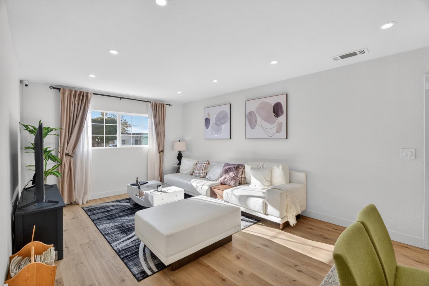 Detail Gallery Image 15 of 50 For 10230 Griffith St, San Jose,  CA 95127 - 4 Beds | 2 Baths