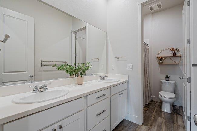 Detail Gallery Image 20 of 51 For 303 Amara Ln, Hollister,  CA 95023 - 4 Beds | 2/1 Baths