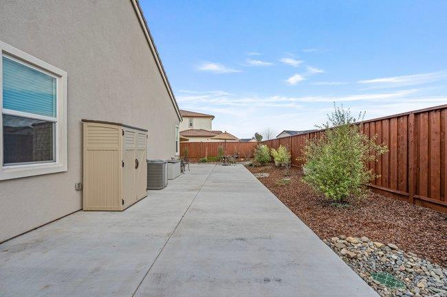 Detail Gallery Image 29 of 51 For 303 Amara Ln, Hollister,  CA 95023 - 4 Beds | 2/1 Baths