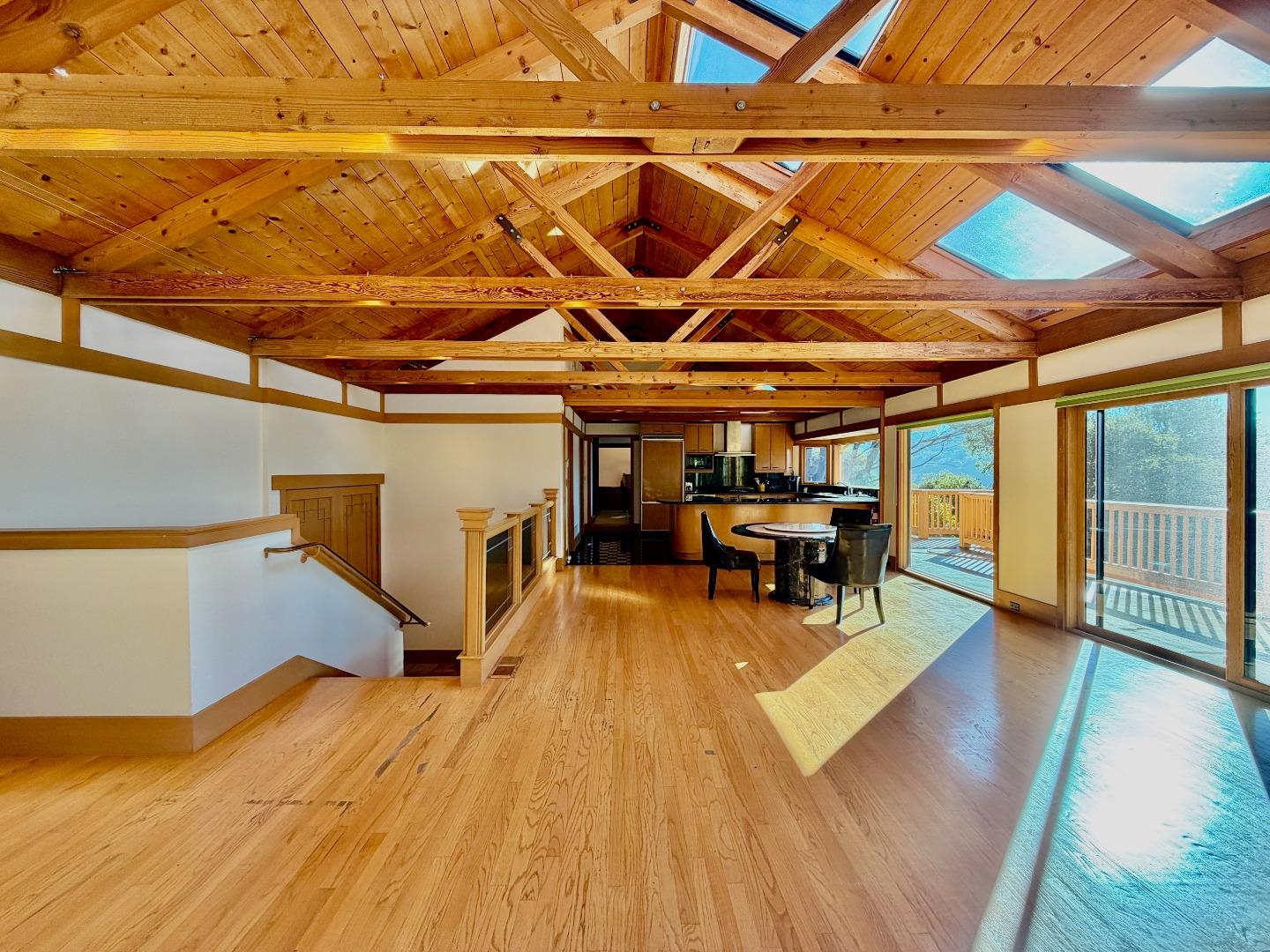 Detail Gallery Image 13 of 39 For 63 Berryessa Way, Hillsborough,  CA 94010 - 3 Beds | 3 Baths