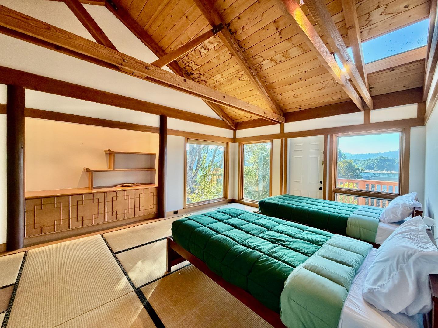 Detail Gallery Image 21 of 39 For 63 Berryessa Way, Hillsborough,  CA 94010 - 3 Beds | 3 Baths