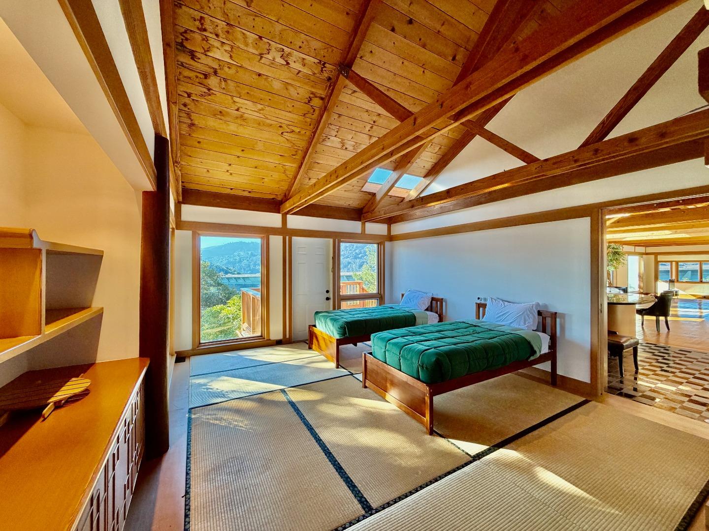 Detail Gallery Image 24 of 39 For 63 Berryessa Way, Hillsborough,  CA 94010 - 3 Beds | 3 Baths