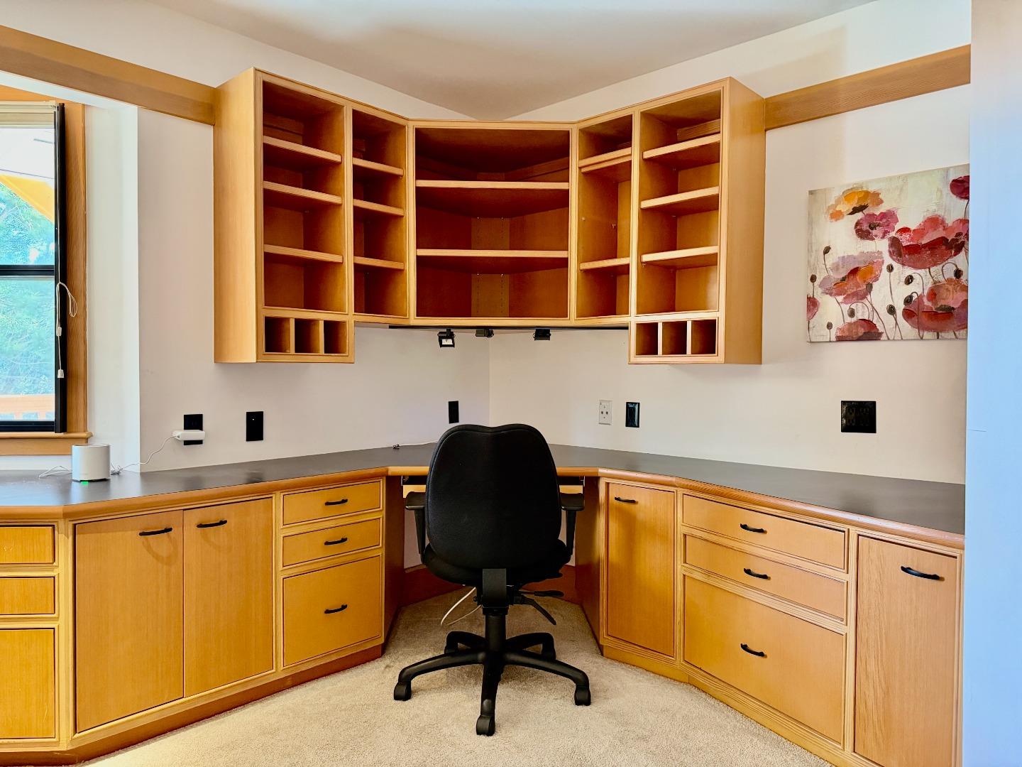 Detail Gallery Image 32 of 39 For 63 Berryessa Way, Hillsborough,  CA 94010 - 3 Beds | 3 Baths