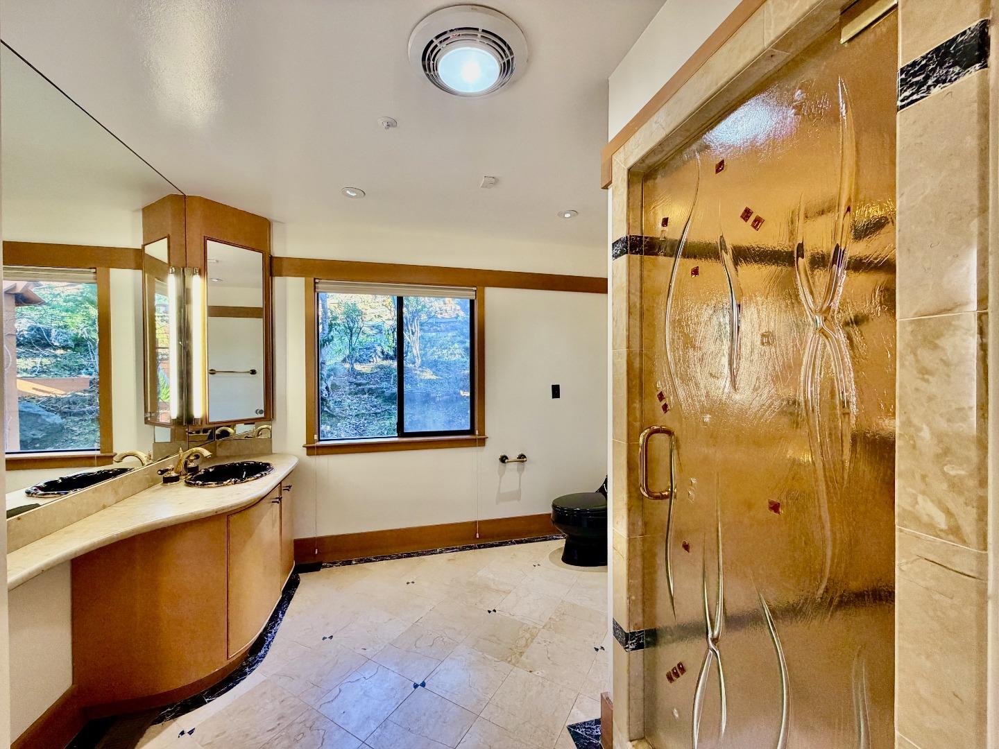 Detail Gallery Image 36 of 39 For 63 Berryessa Way, Hillsborough,  CA 94010 - 3 Beds | 3 Baths