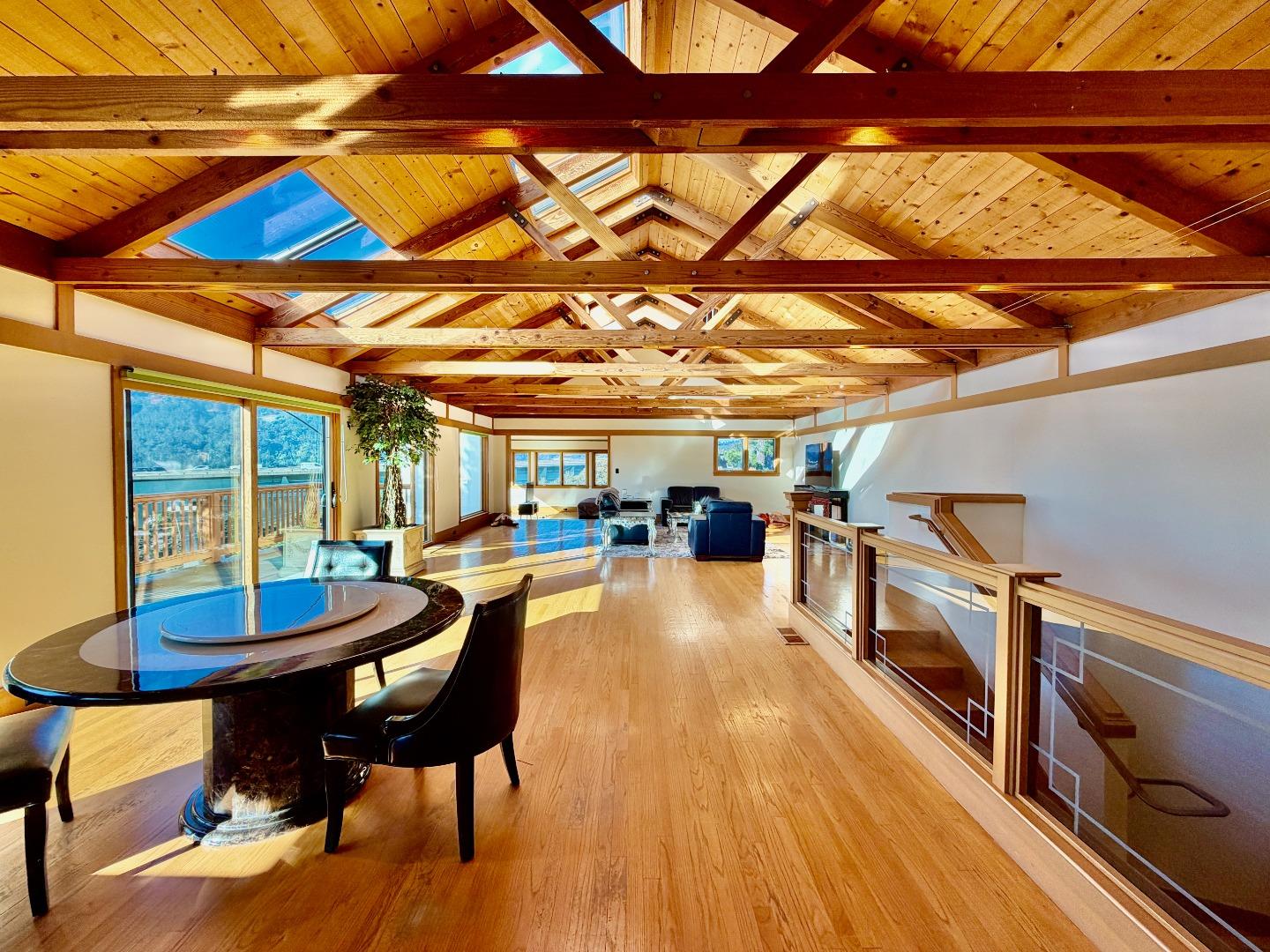 Detail Gallery Image 6 of 39 For 63 Berryessa Way, Hillsborough,  CA 94010 - 3 Beds | 3 Baths