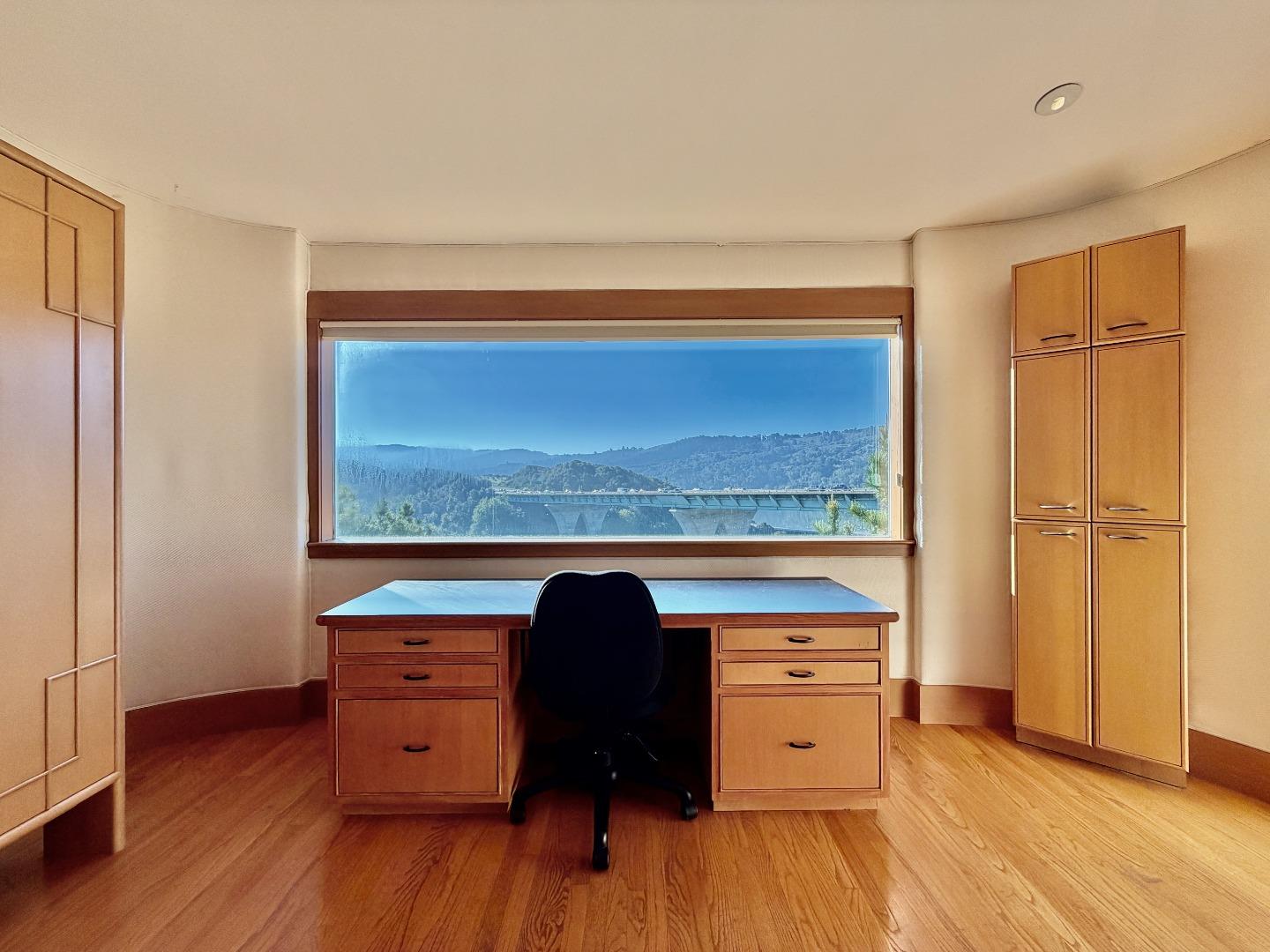 Detail Gallery Image 9 of 39 For 63 Berryessa Way, Hillsborough,  CA 94010 - 3 Beds | 3 Baths