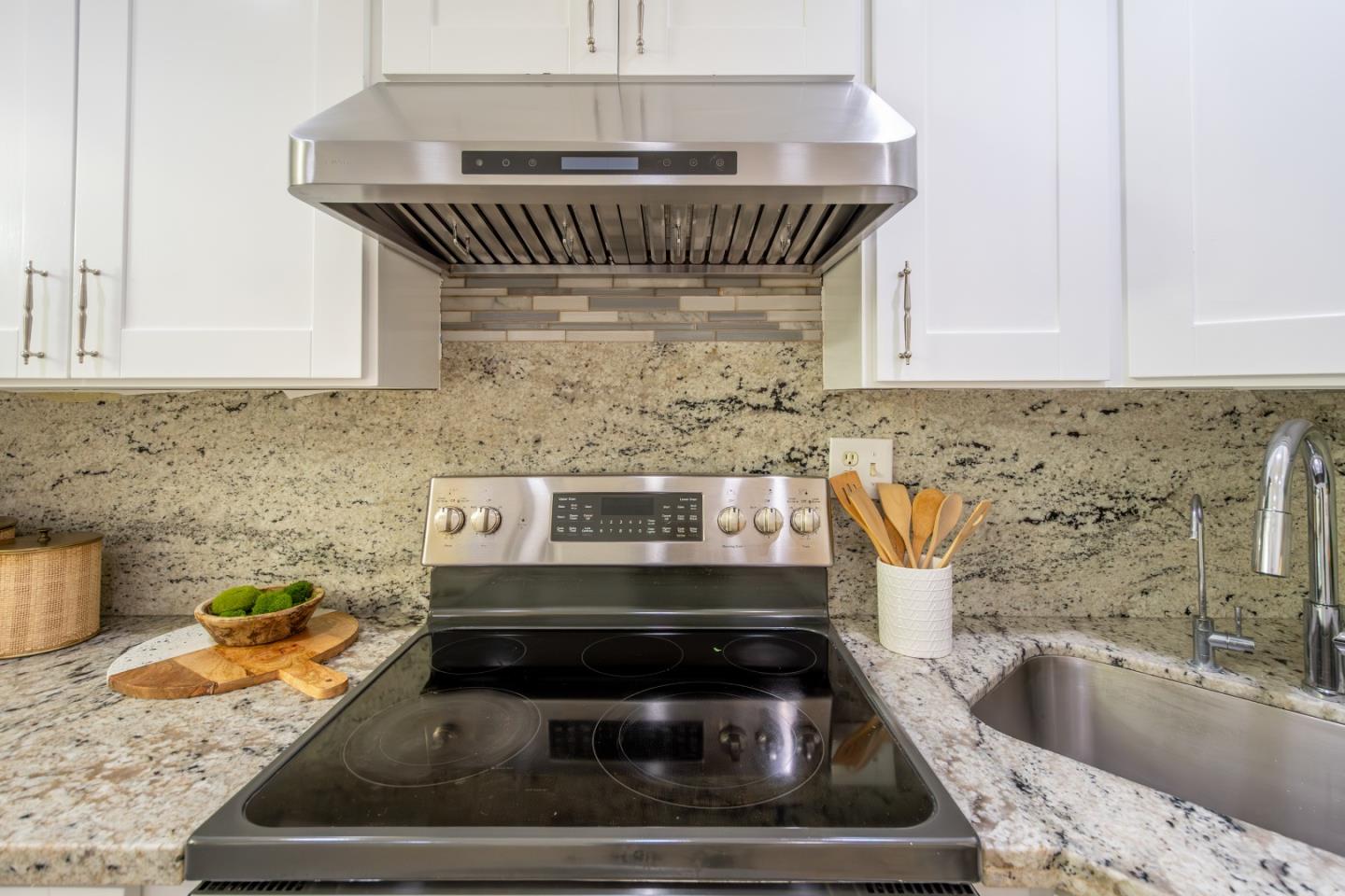 Photo #15: ML82032048 Listing: Photo #15