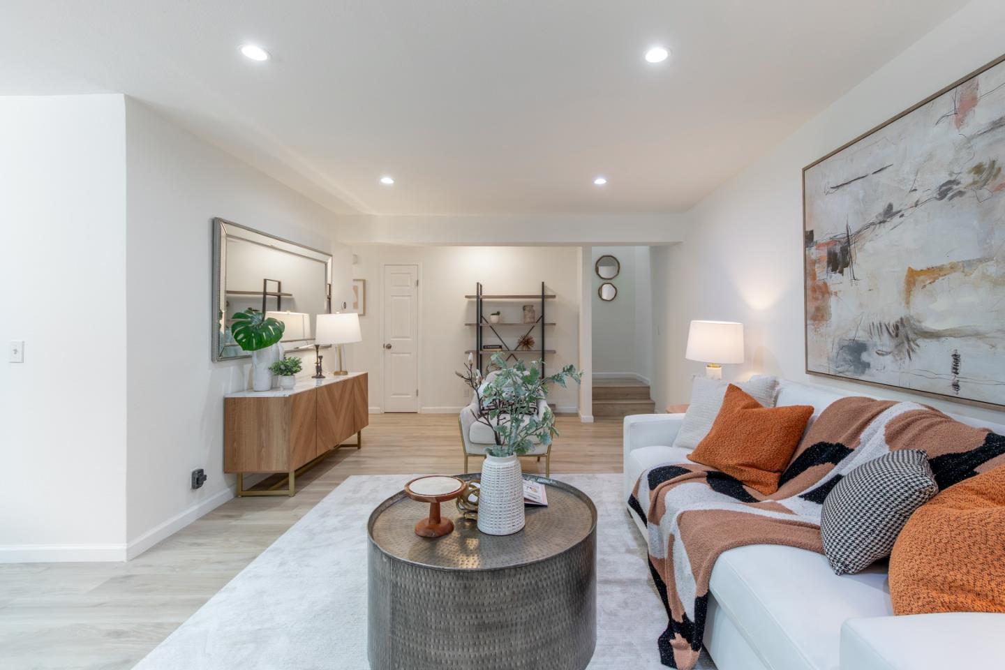 Photo #5: ML82032048 Listing: Photo #5