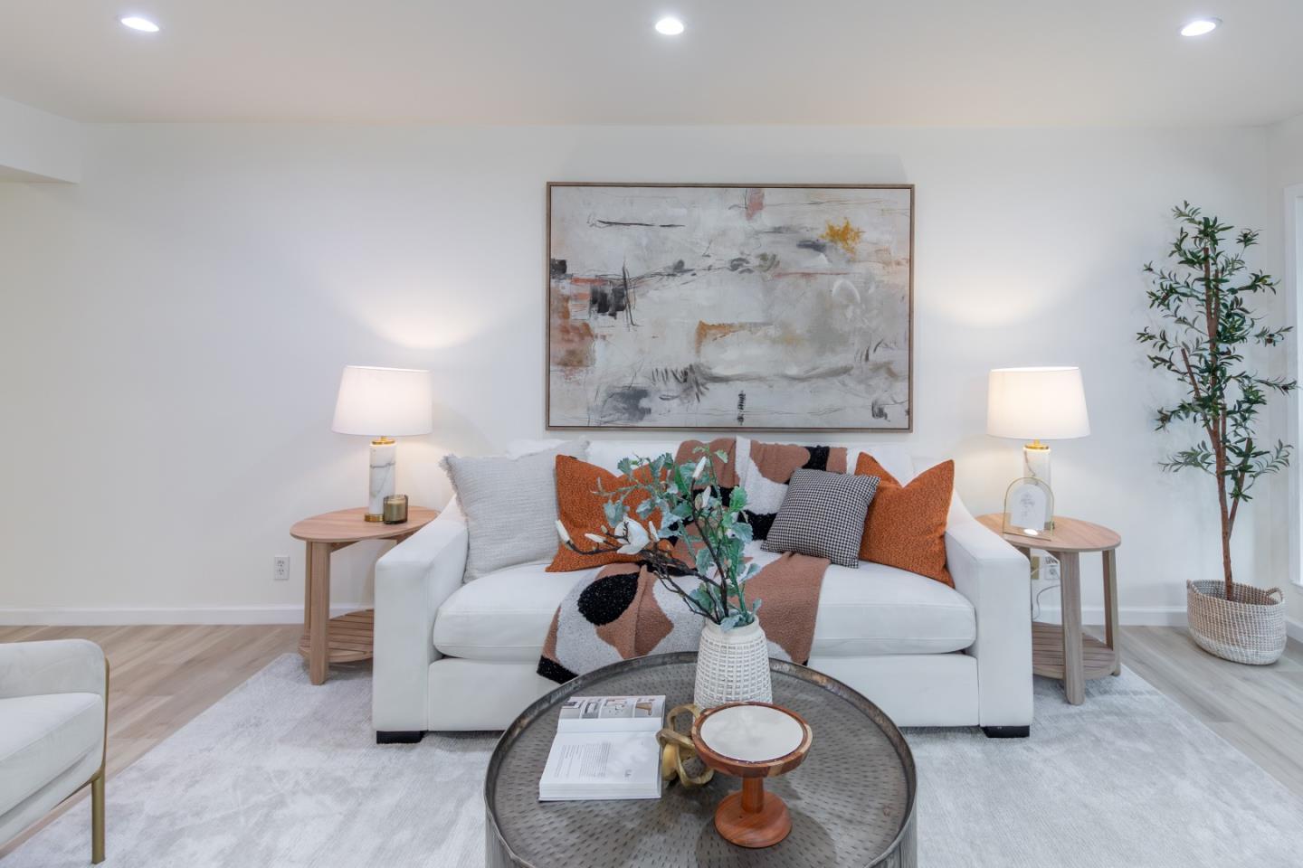 Photo #8: ML82032048 Listing: Photo #8