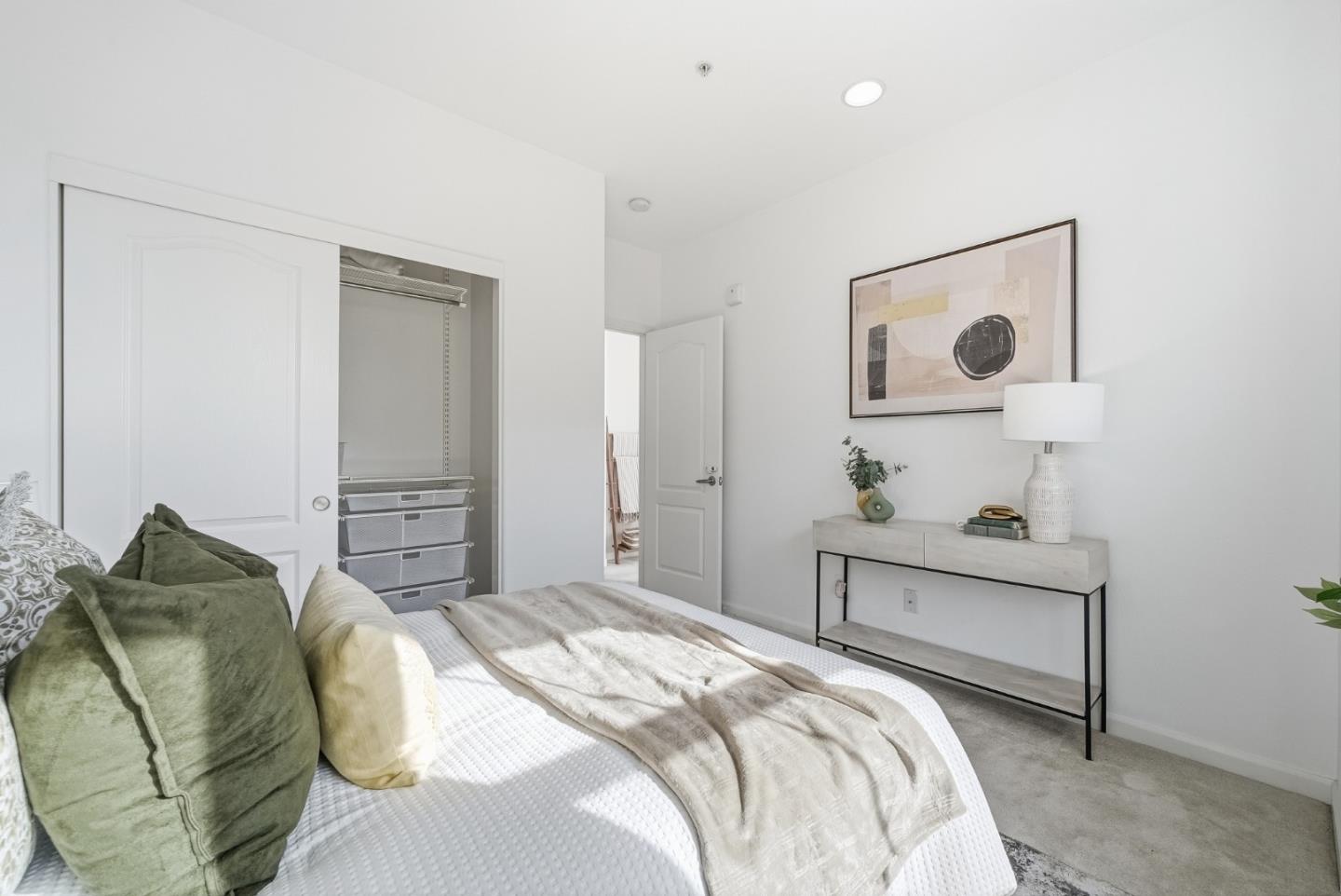 Detail Gallery Image 18 of 36 For 238 Peppermint Tree Ter #5,  Sunnyvale,  CA 94086 - 3 Beds | 3/1 Baths