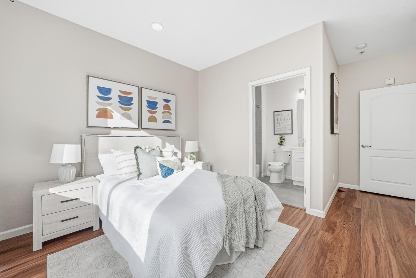 Detail Gallery Image 20 of 36 For 238 Peppermint Tree Ter #5,  Sunnyvale,  CA 94086 - 3 Beds | 3/1 Baths