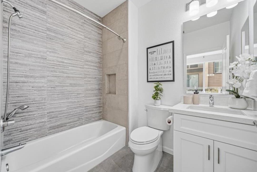 Detail Gallery Image 27 of 36 For 238 Peppermint Tree Ter #5,  Sunnyvale,  CA 94086 - 3 Beds | 3/1 Baths