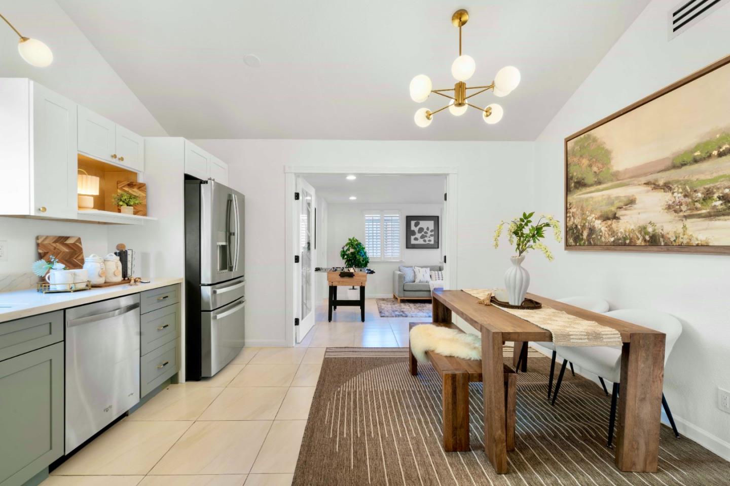 Detail Gallery Image 15 of 72 For 32490 Lake Temescal Ln, Fremont,  CA 94555 - 3 Beds | 2 Baths