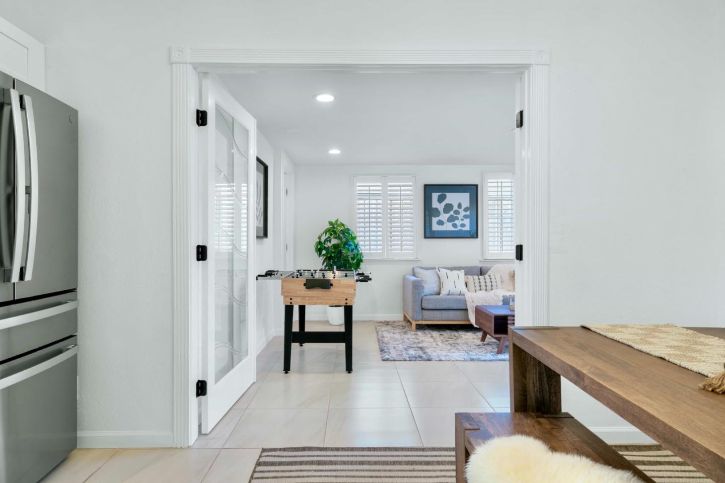 Detail Gallery Image 24 of 72 For 32490 Lake Temescal Ln, Fremont,  CA 94555 - 3 Beds | 2 Baths