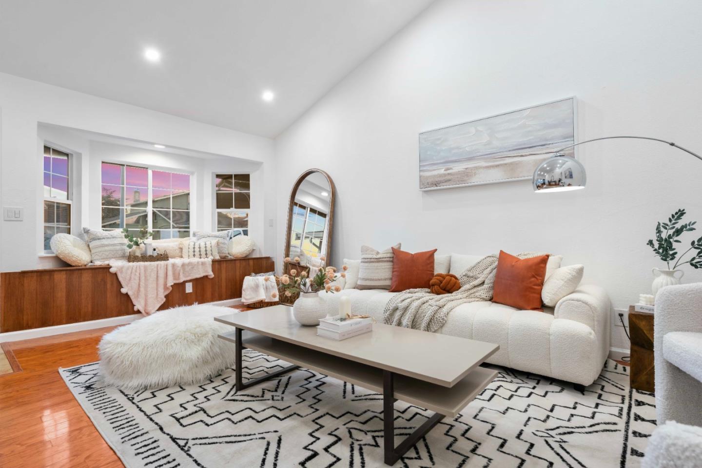 Detail Gallery Image 3 of 72 For 32490 Lake Temescal Ln, Fremont,  CA 94555 - 3 Beds | 2 Baths