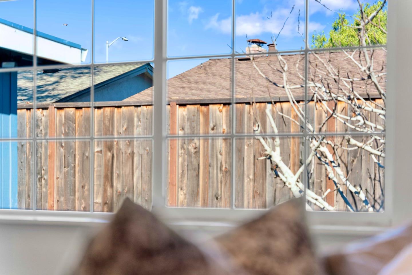 Detail Gallery Image 34 of 72 For 32490 Lake Temescal Ln, Fremont,  CA 94555 - 3 Beds | 2 Baths