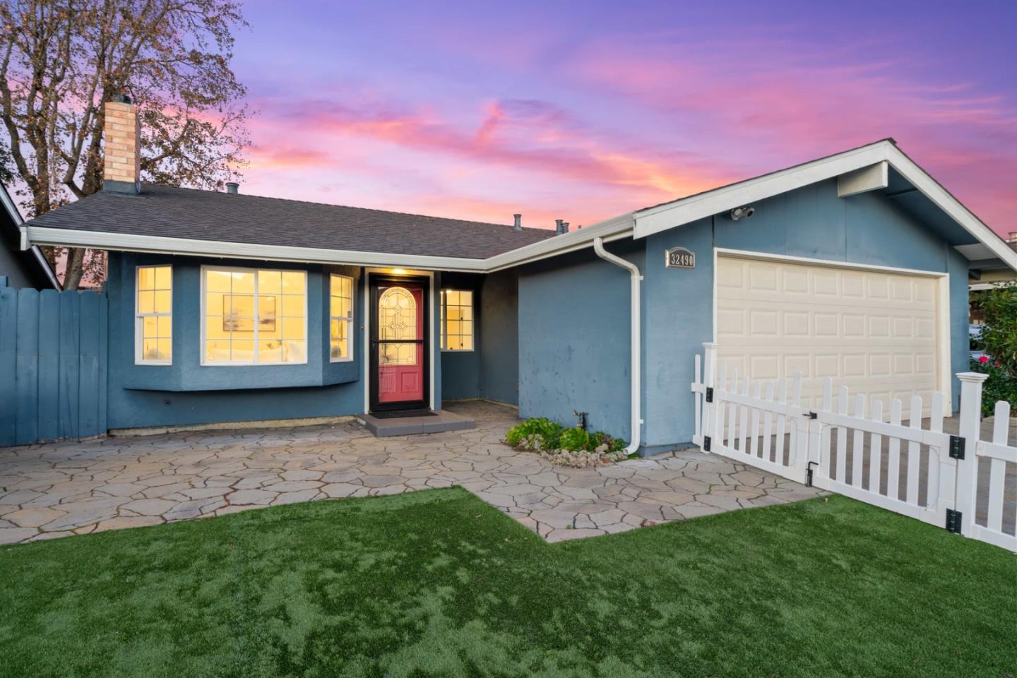 Detail Gallery Image 40 of 72 For 32490 Lake Temescal Ln, Fremont,  CA 94555 - 3 Beds | 2 Baths