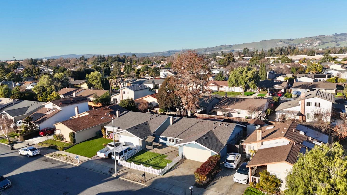 Detail Gallery Image 51 of 72 For 32490 Lake Temescal Ln, Fremont,  CA 94555 - 3 Beds | 2 Baths