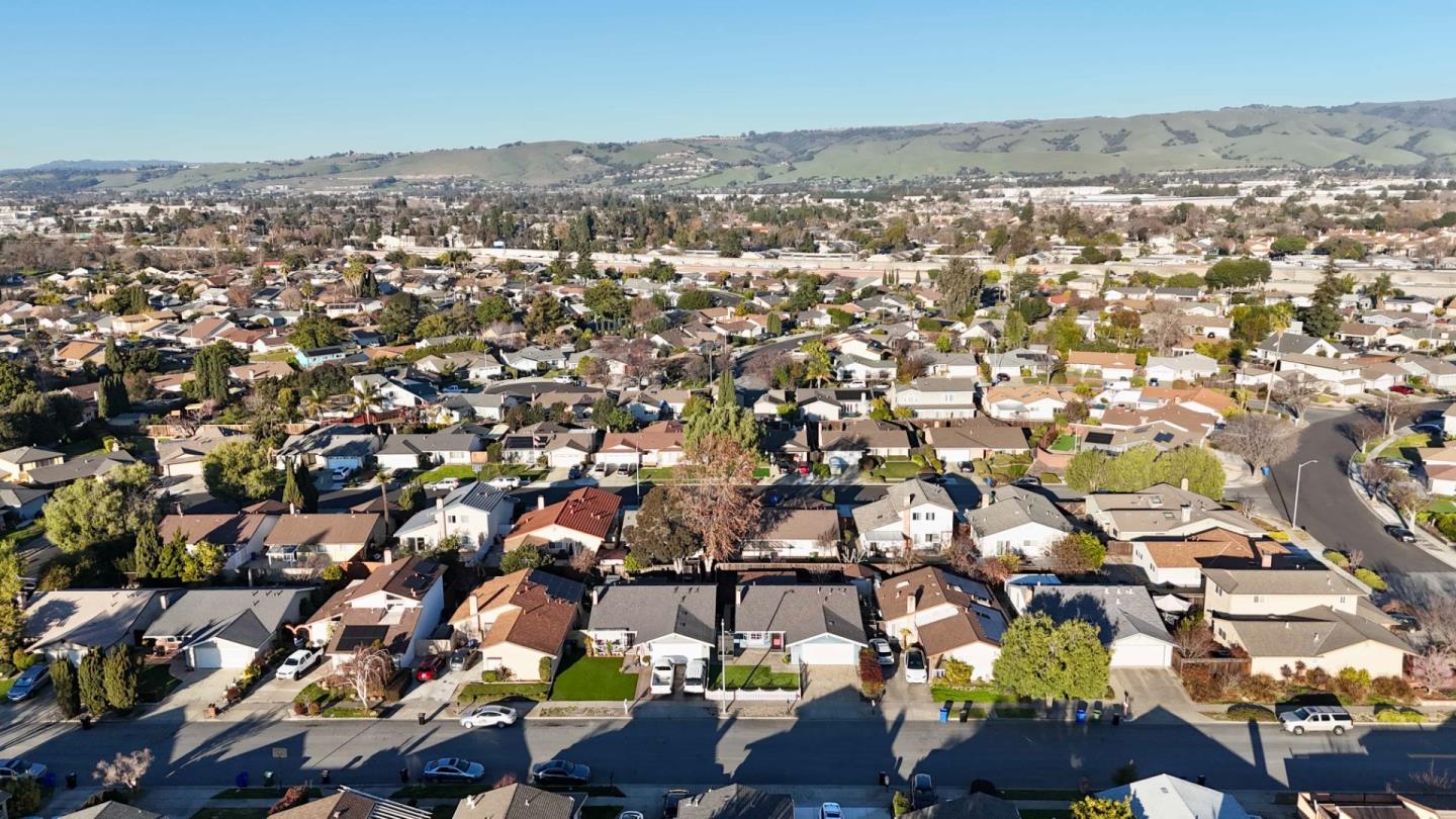 Detail Gallery Image 57 of 72 For 32490 Lake Temescal Ln, Fremont,  CA 94555 - 3 Beds | 2 Baths