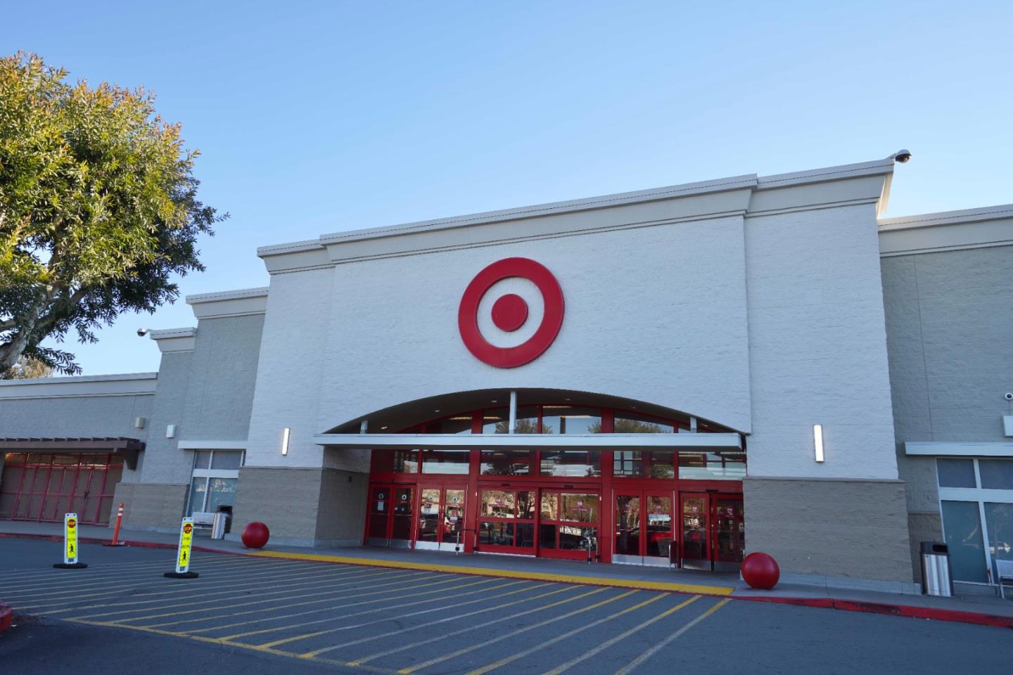 Detail Gallery Image 61 of 72 For 32490 Lake Temescal Ln, Fremont,  CA 94555 - 3 Beds | 2 Baths