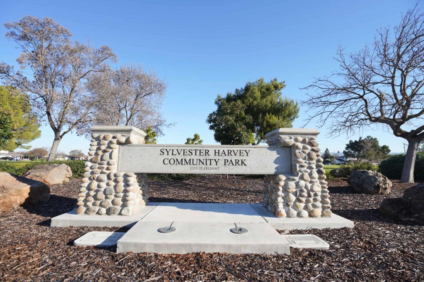 Detail Gallery Image 65 of 72 For 32490 Lake Temescal Ln, Fremont,  CA 94555 - 3 Beds | 2 Baths