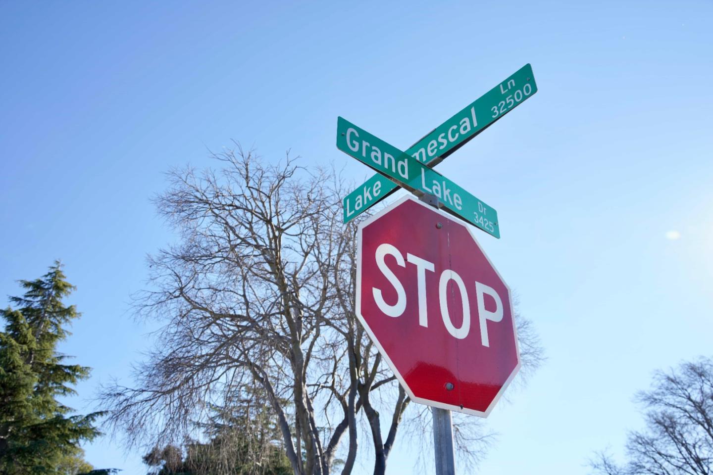 Detail Gallery Image 71 of 72 For 32490 Lake Temescal Ln, Fremont,  CA 94555 - 3 Beds | 2 Baths