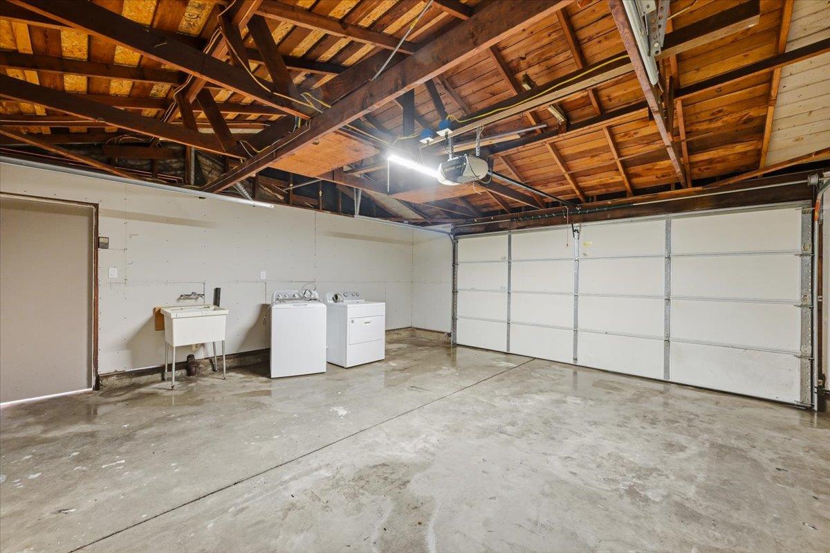 Detail Gallery Image 106 of 130 For 10305 Norwich Ave, Cupertino,  CA 95014 - 4 Beds | 2 Baths