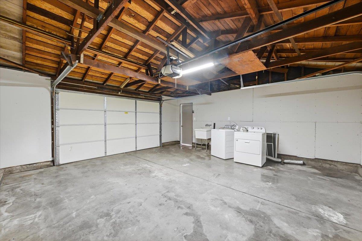 Detail Gallery Image 107 of 130 For 10305 Norwich Ave, Cupertino,  CA 95014 - 4 Beds | 2 Baths