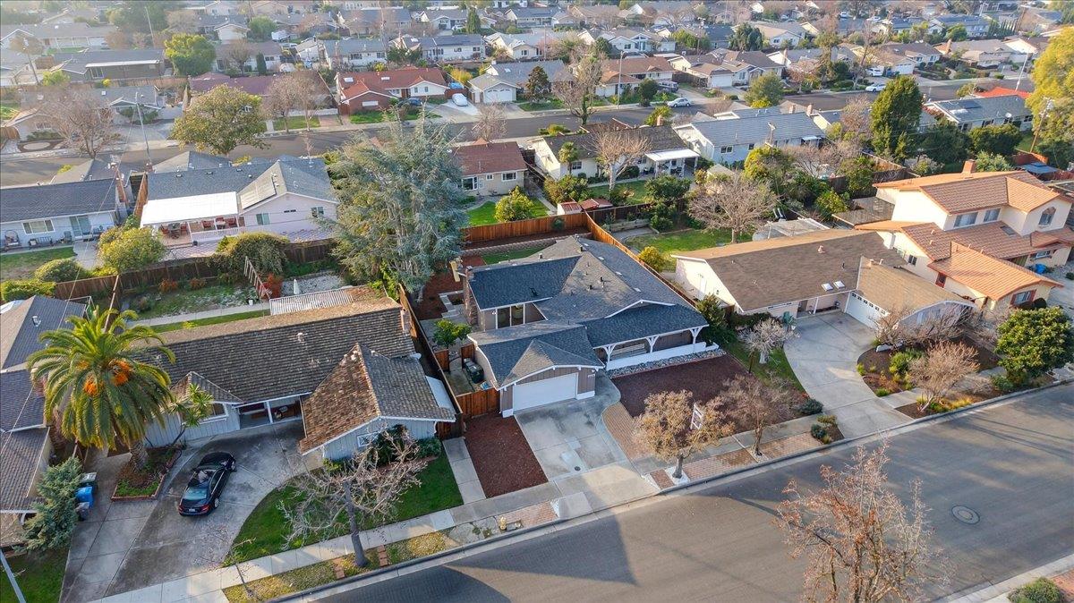 Detail Gallery Image 120 of 130 For 10305 Norwich Ave, Cupertino,  CA 95014 - 4 Beds | 2 Baths