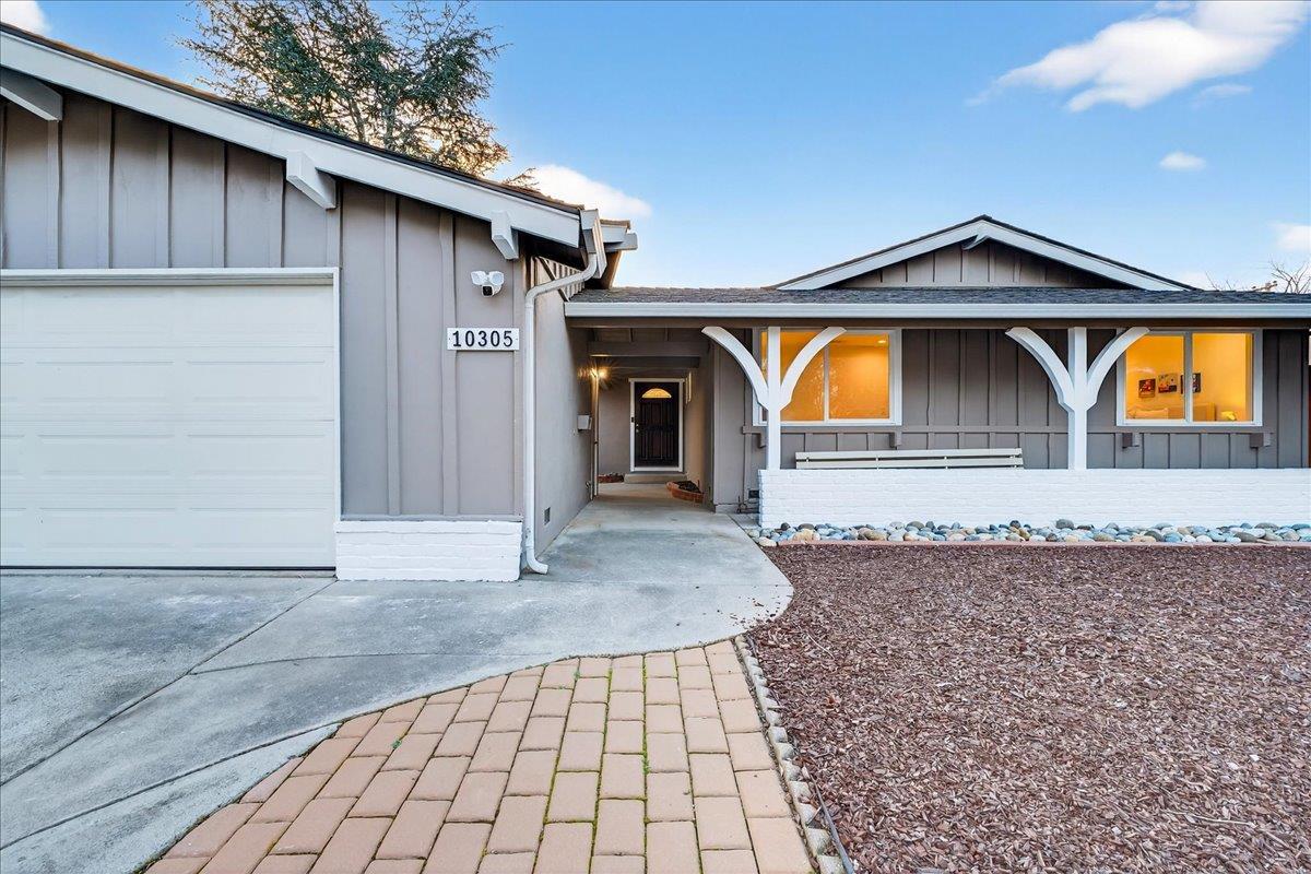 Detail Gallery Image 123 of 130 For 10305 Norwich Ave, Cupertino,  CA 95014 - 4 Beds | 2 Baths