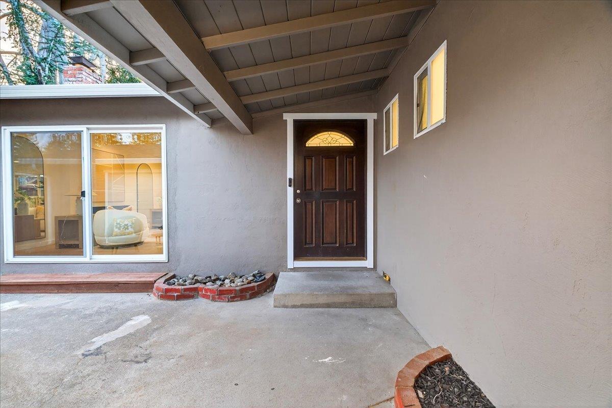 Detail Gallery Image 127 of 130 For 10305 Norwich Ave, Cupertino,  CA 95014 - 4 Beds | 2 Baths