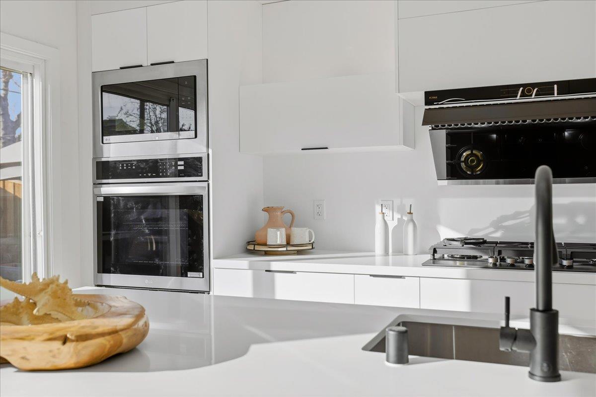 Detail Gallery Image 28 of 130 For 10305 Norwich Ave, Cupertino,  CA 95014 - 4 Beds | 2 Baths