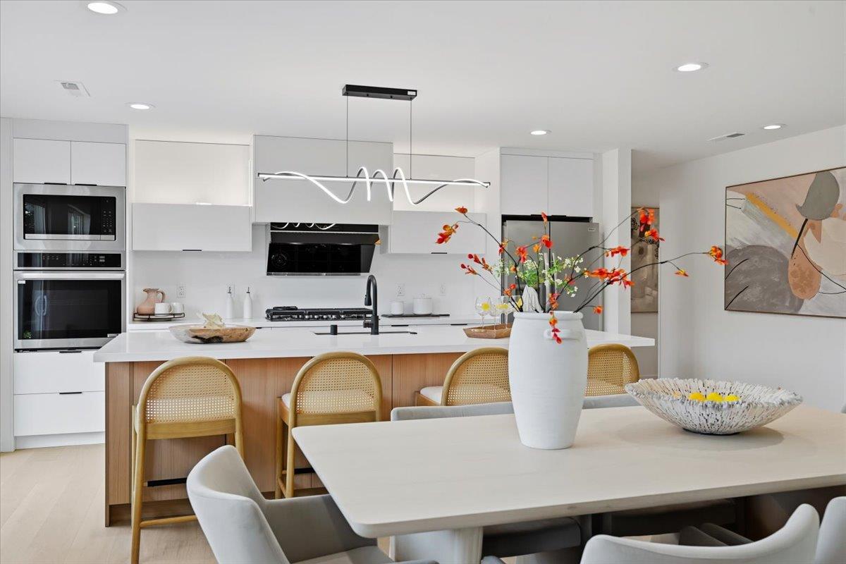 Detail Gallery Image 46 of 130 For 10305 Norwich Ave, Cupertino,  CA 95014 - 4 Beds | 2 Baths