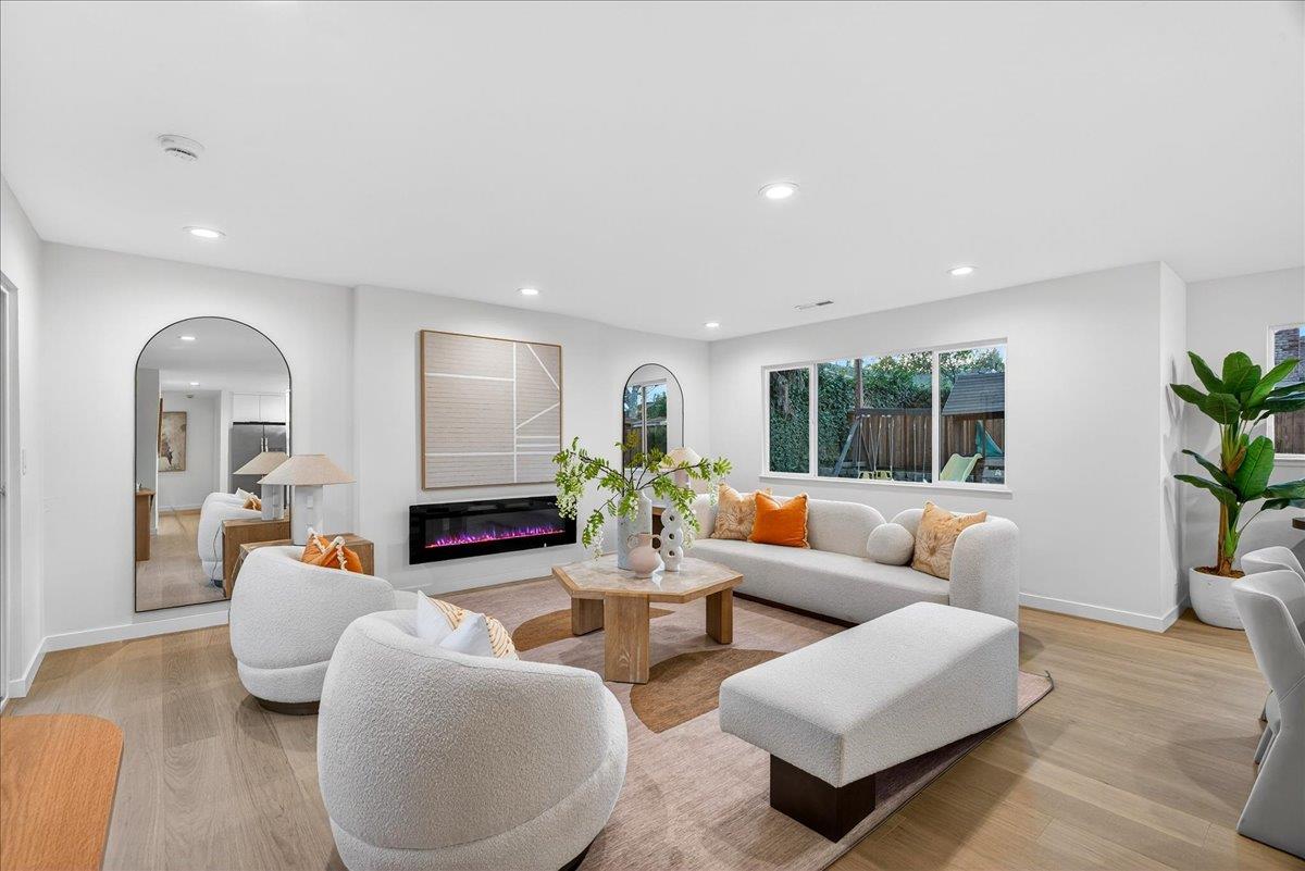 Detail Gallery Image 48 of 130 For 10305 Norwich Ave, Cupertino,  CA 95014 - 4 Beds | 2 Baths