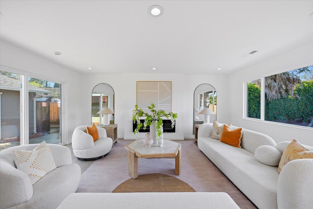 Detail Gallery Image 51 of 130 For 10305 Norwich Ave, Cupertino,  CA 95014 - 4 Beds | 2 Baths