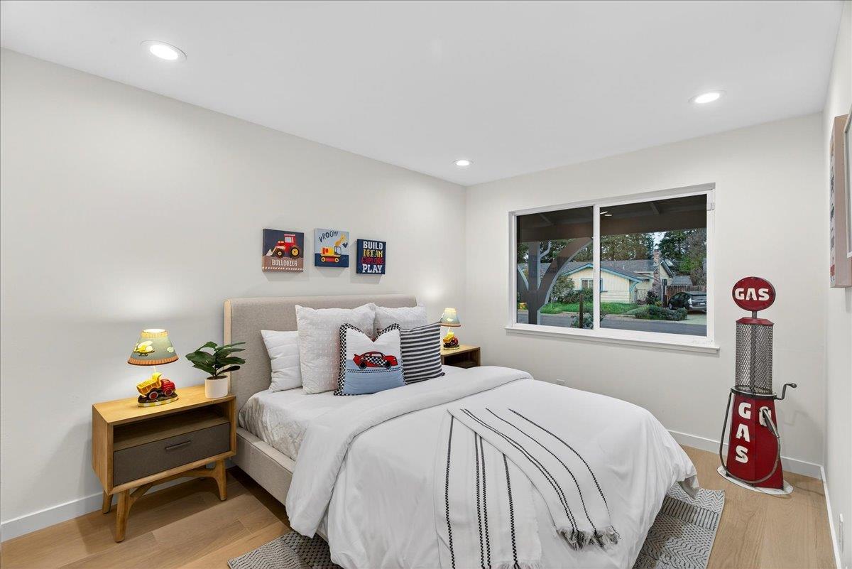 Detail Gallery Image 57 of 130 For 10305 Norwich Ave, Cupertino,  CA 95014 - 4 Beds | 2 Baths