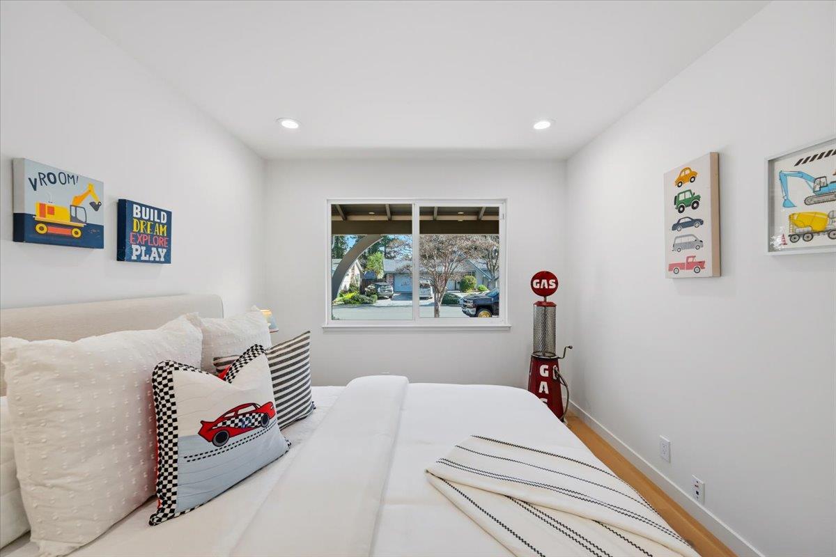 Detail Gallery Image 59 of 130 For 10305 Norwich Ave, Cupertino,  CA 95014 - 4 Beds | 2 Baths