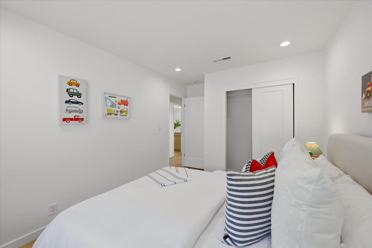 Detail Gallery Image 61 of 130 For 10305 Norwich Ave, Cupertino,  CA 95014 - 4 Beds | 2 Baths