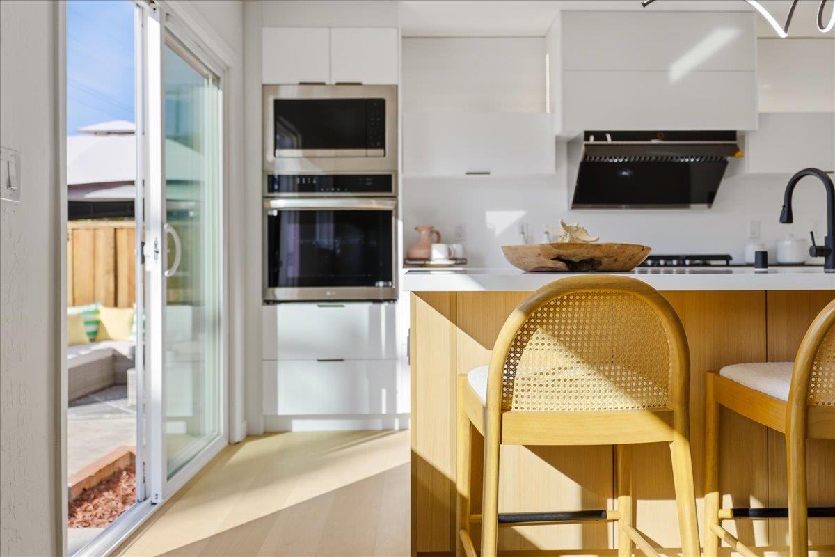 Detail Gallery Image 7 of 130 For 10305 Norwich Ave, Cupertino,  CA 95014 - 4 Beds | 2 Baths