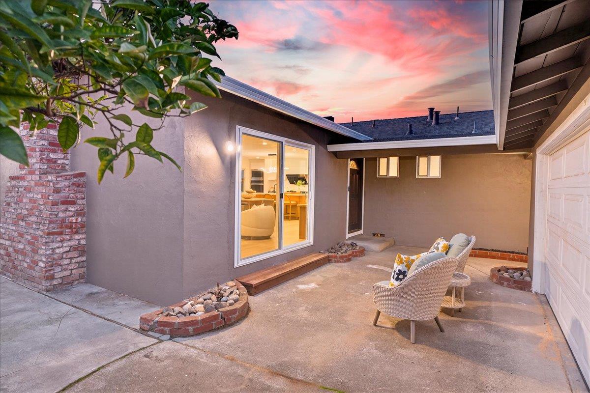 Detail Gallery Image 91 of 130 For 10305 Norwich Ave, Cupertino,  CA 95014 - 4 Beds | 2 Baths