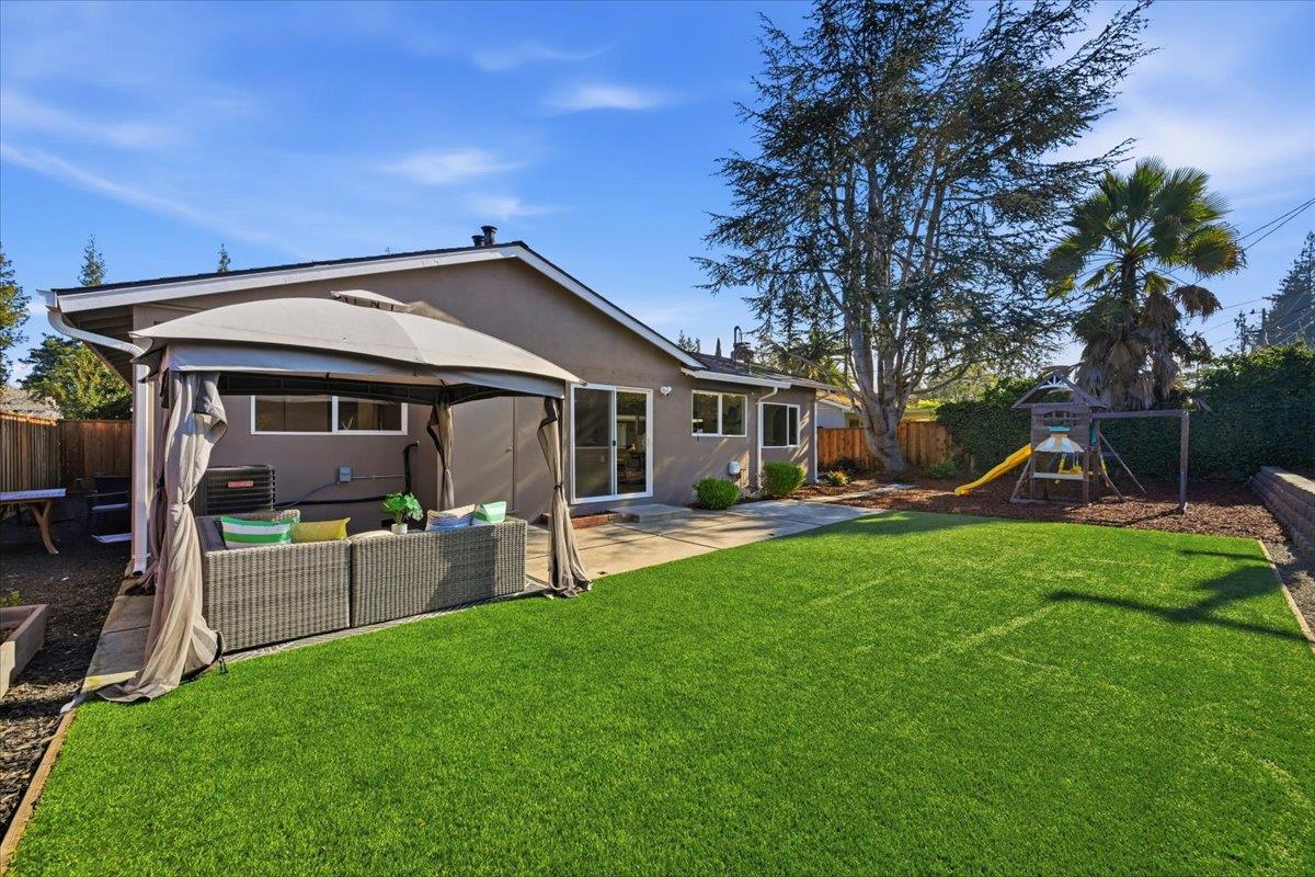 Detail Gallery Image 98 of 130 For 10305 Norwich Ave, Cupertino,  CA 95014 - 4 Beds | 2 Baths