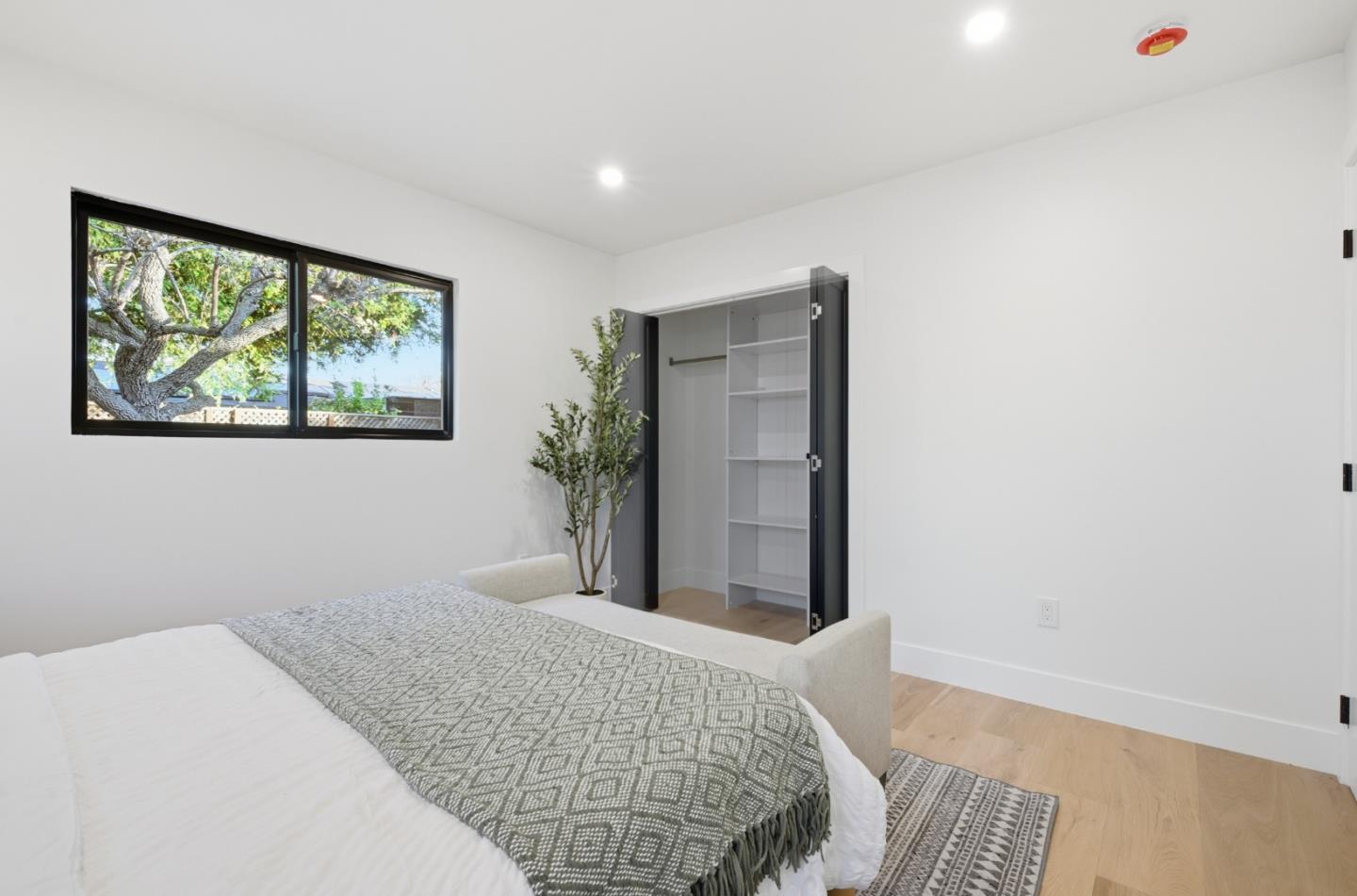 Detail Gallery Image 32 of 39 For 778 Rockwood Dr, San Jose,  CA 95129 - 4 Beds | 3 Baths