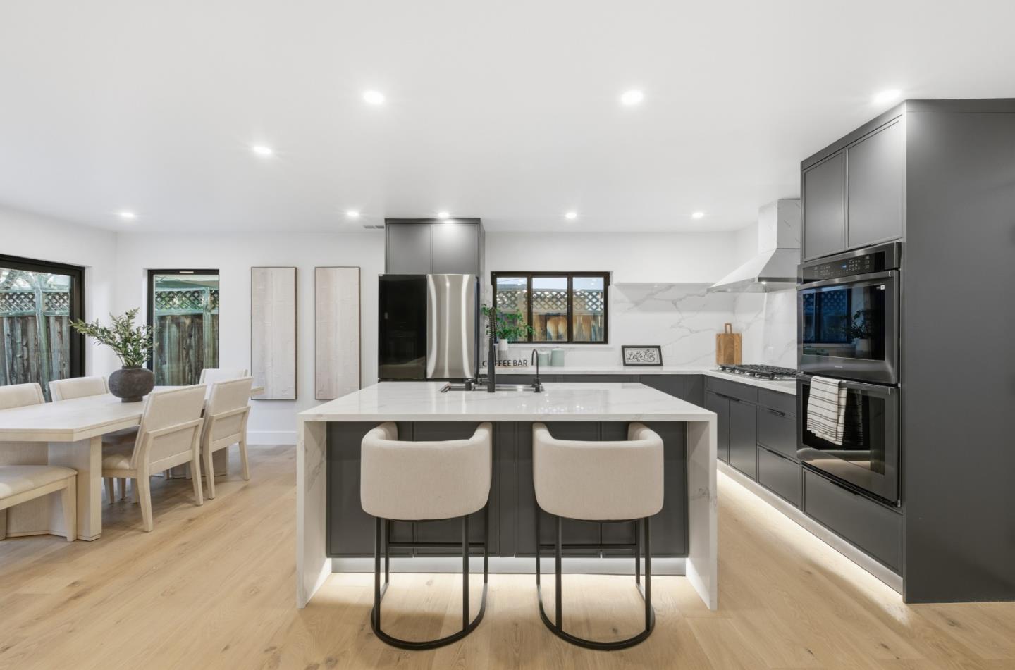 Detail Gallery Image 6 of 39 For 778 Rockwood Dr, San Jose,  CA 95129 - 4 Beds | 3 Baths