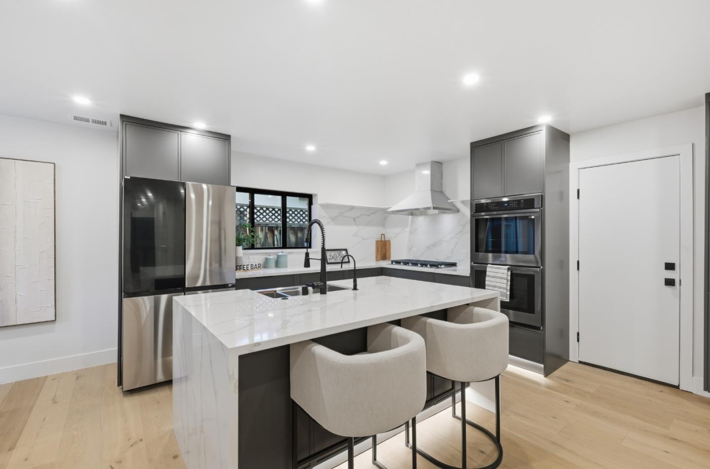 Detail Gallery Image 8 of 39 For 778 Rockwood Dr, San Jose,  CA 95129 - 4 Beds | 3 Baths