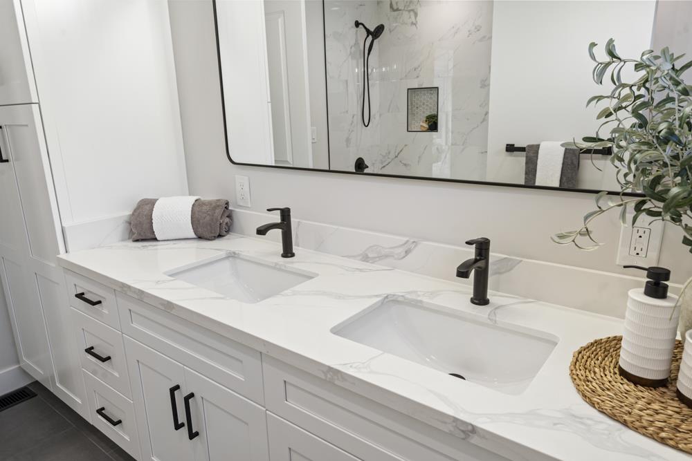 Detail Gallery Image 35 of 66 For 131 Yawl Ct, Foster City,  CA 94404 - 7 Beds | 3 Baths