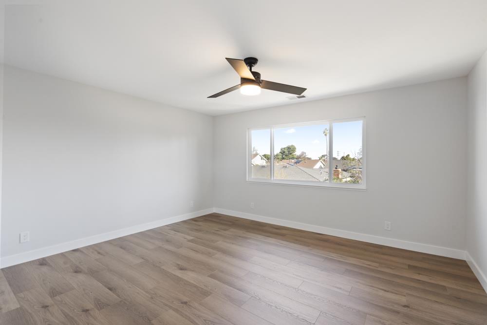 Detail Gallery Image 46 of 66 For 131 Yawl Ct, Foster City,  CA 94404 - 7 Beds | 3 Baths