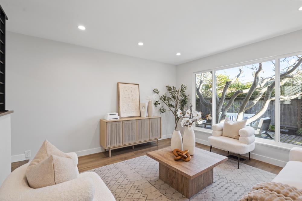 Detail Gallery Image 5 of 66 For 131 Yawl Ct, Foster City,  CA 94404 - 7 Beds | 3 Baths